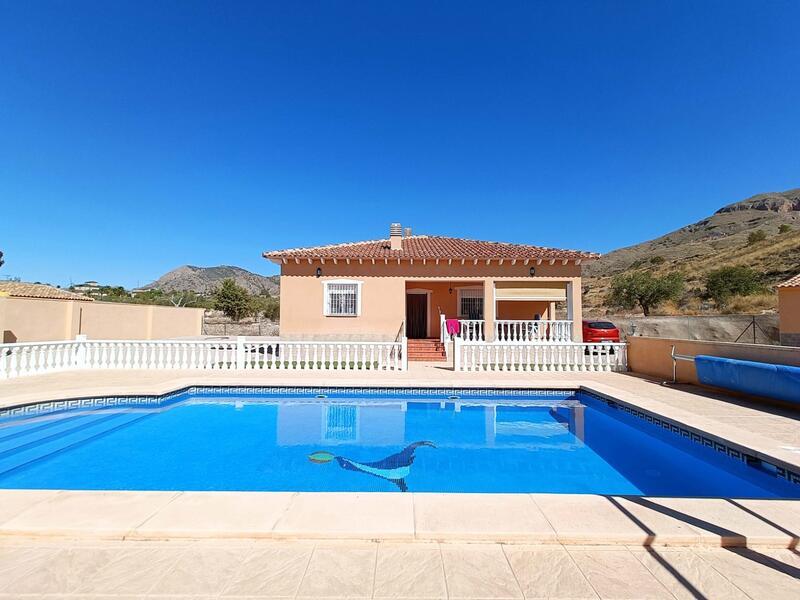 3 Cuarto Villa en venta