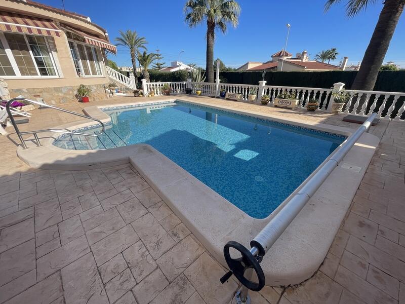 5 chambre Villa à vendre