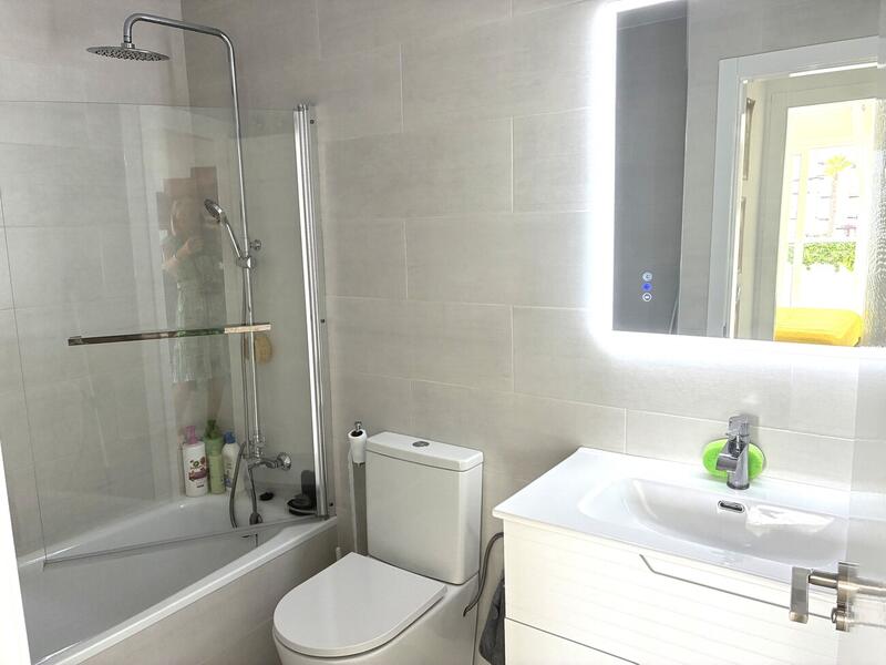 1 slaapkamer Appartement Te koop