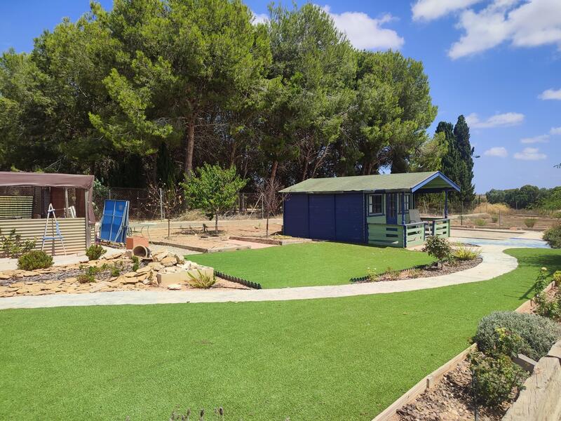 6 bedroom Villa for sale