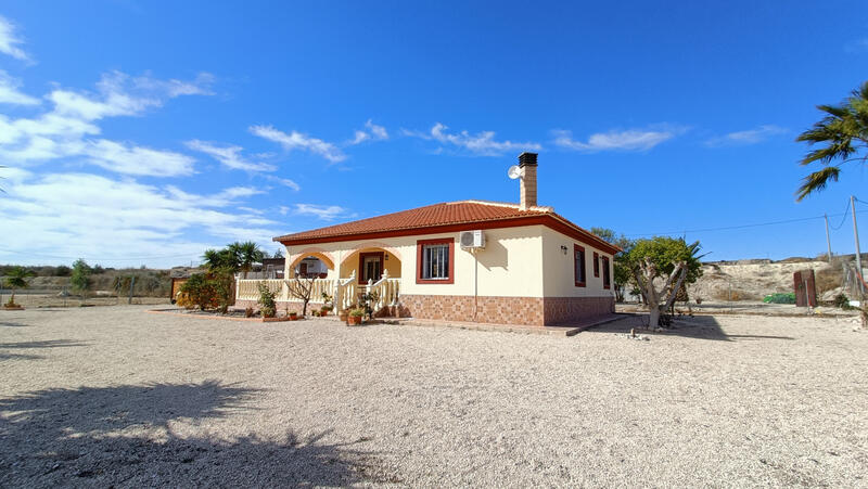 3 slaapkamer Villa Te koop