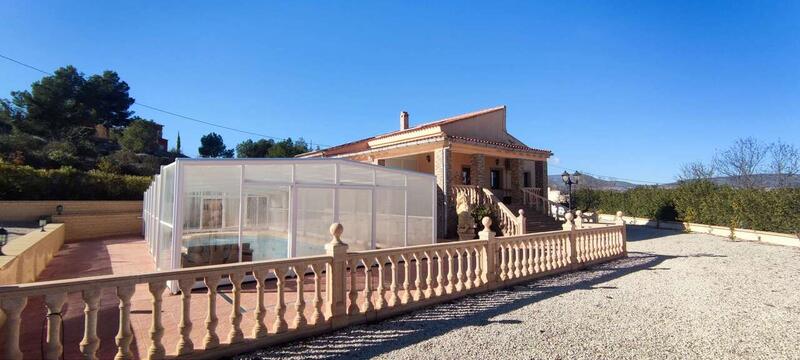 3 slaapkamer Villa Te koop