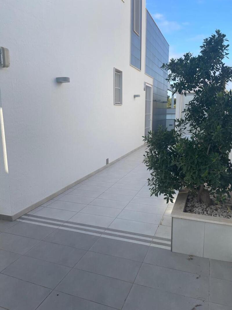 3 Cuarto Villa en venta