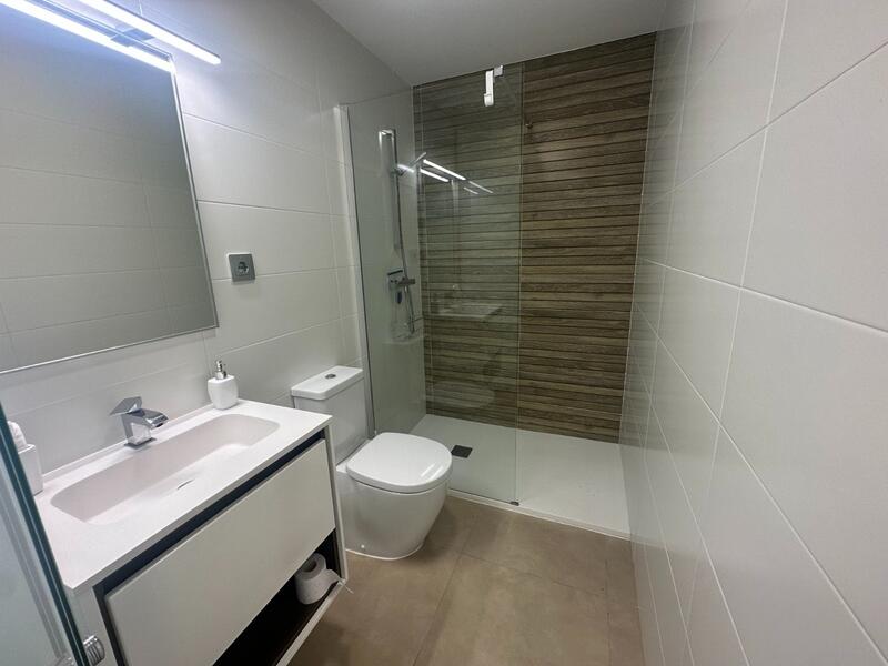2 slaapkamer Appartement Te koop