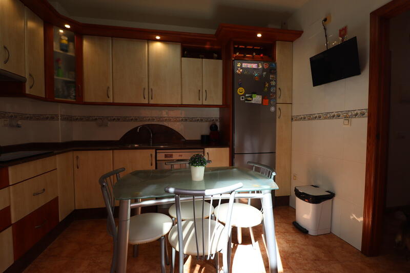 4 Cuarto Adosado en venta
