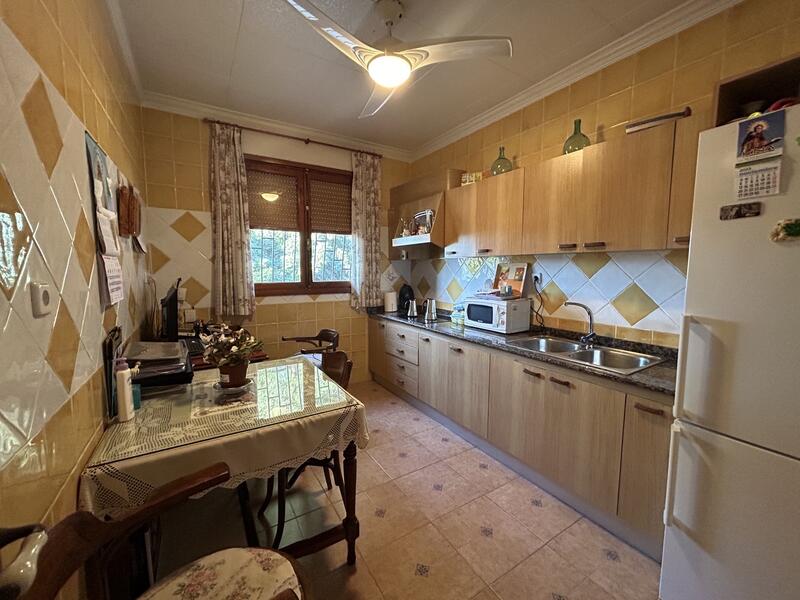3 bedroom Country House for sale