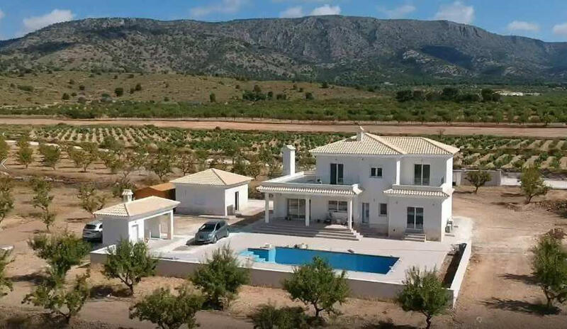 4 bedroom Villa for sale