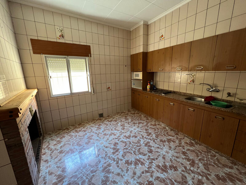 3 slaapkamer Gezinswoning Te koop