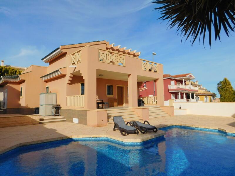 Villa zu verkaufen in Ciudad Quesada, Alicante