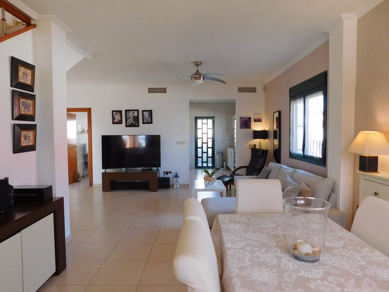 4 Schlafzimmer Villa zu verkaufen