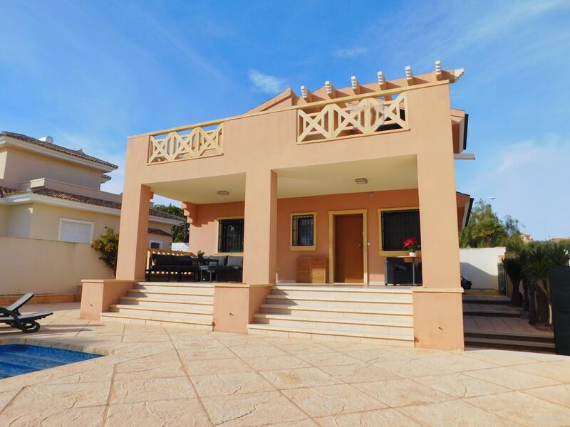 4 Schlafzimmer Villa zu verkaufen