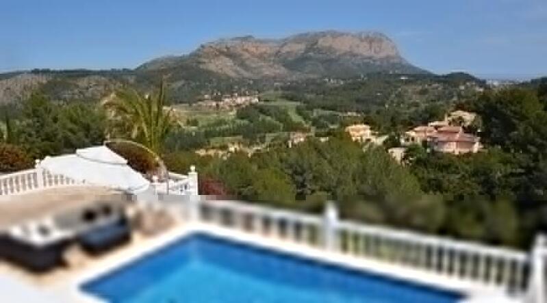 6 bedroom Villa for sale