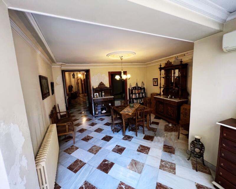9 Schlafzimmer Villa zu verkaufen