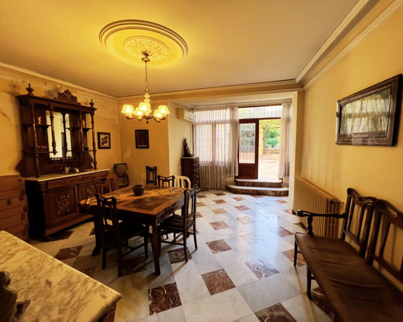 9 Schlafzimmer Villa zu verkaufen