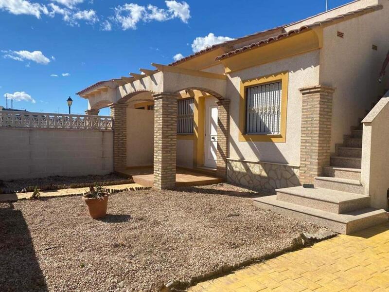 2 bedroom Villa for sale
