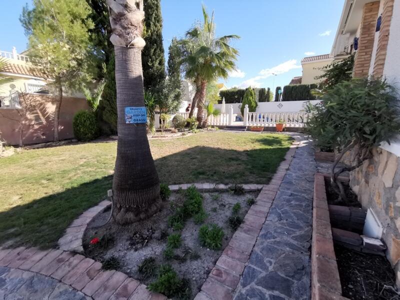 3 Cuarto Villa en venta