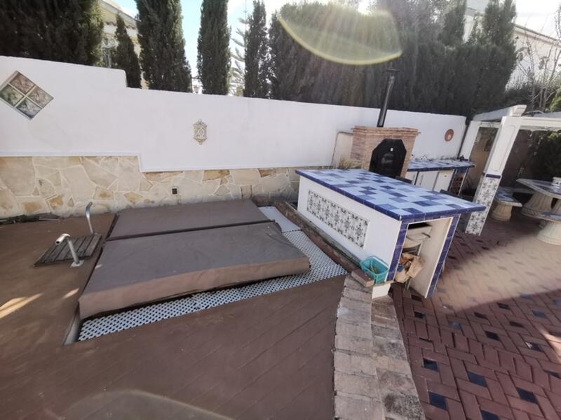 3 Cuarto Villa en venta