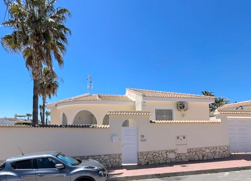 3 sovrum Villa till salu