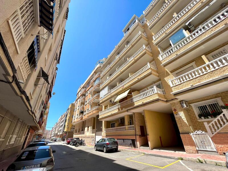 Appartement zu verkaufen in Torrevieja, Alicante