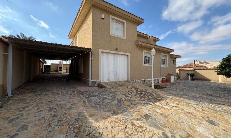 5 slaapkamer Villa Te koop