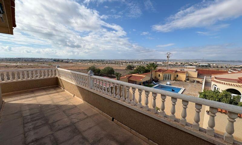 5 slaapkamer Villa Te koop