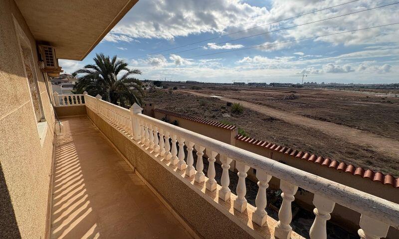 5 slaapkamer Villa Te koop
