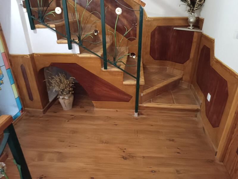 6 bedroom Country House for sale