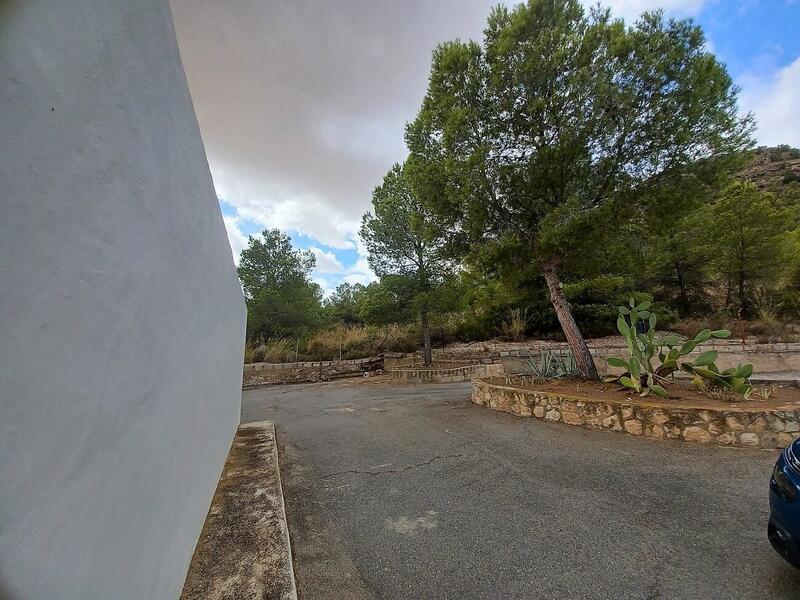 3 bedroom Country House for sale