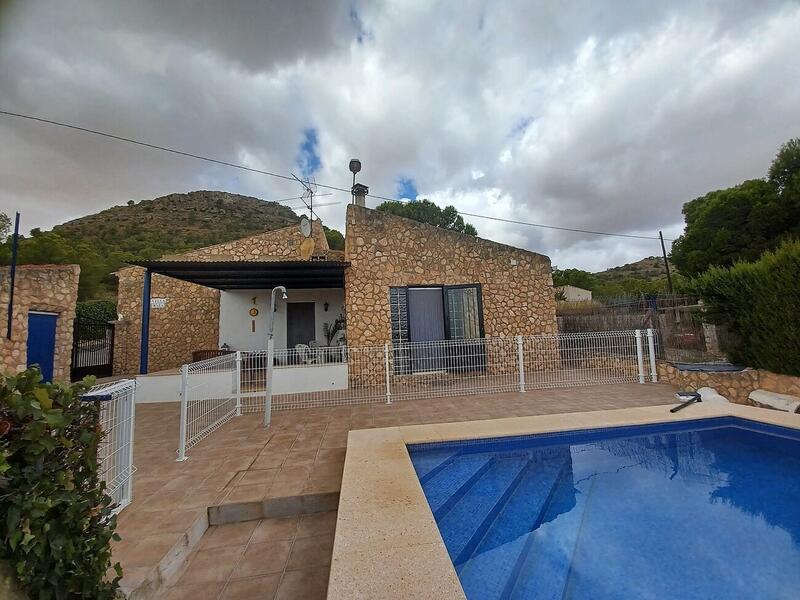 3 bedroom Country House for sale