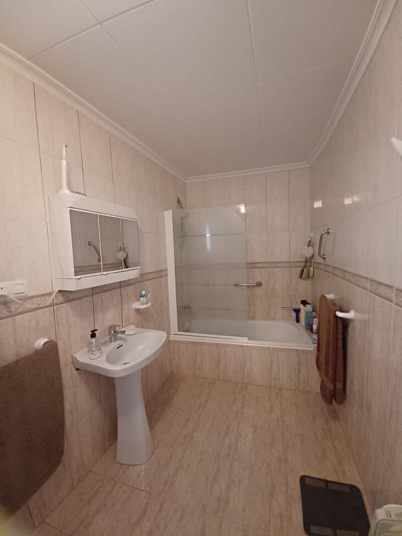3 bedroom Country House for sale