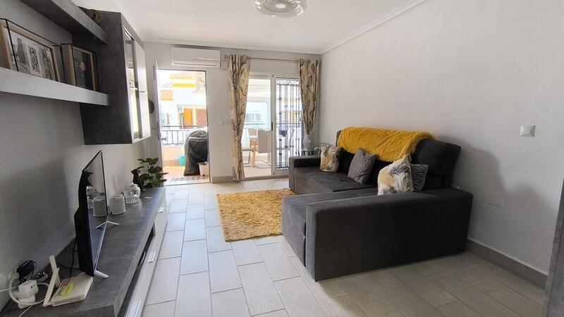 2 bedroom Apartment for sale