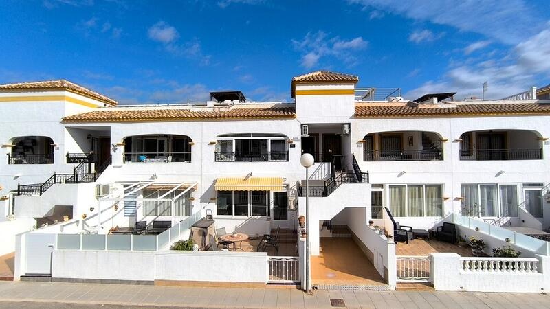 2 bedroom Apartment for sale
