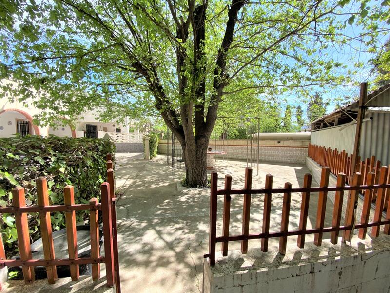3 bedroom Country House for sale