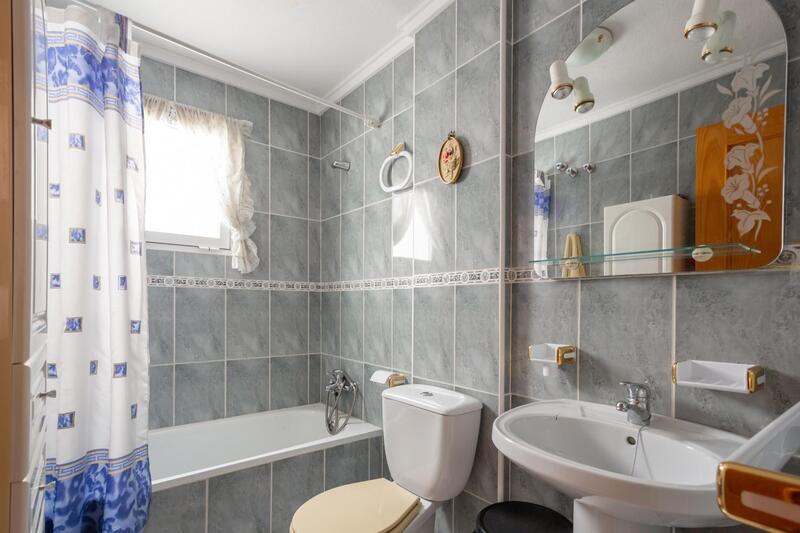 2 slaapkamer Appartement Te koop