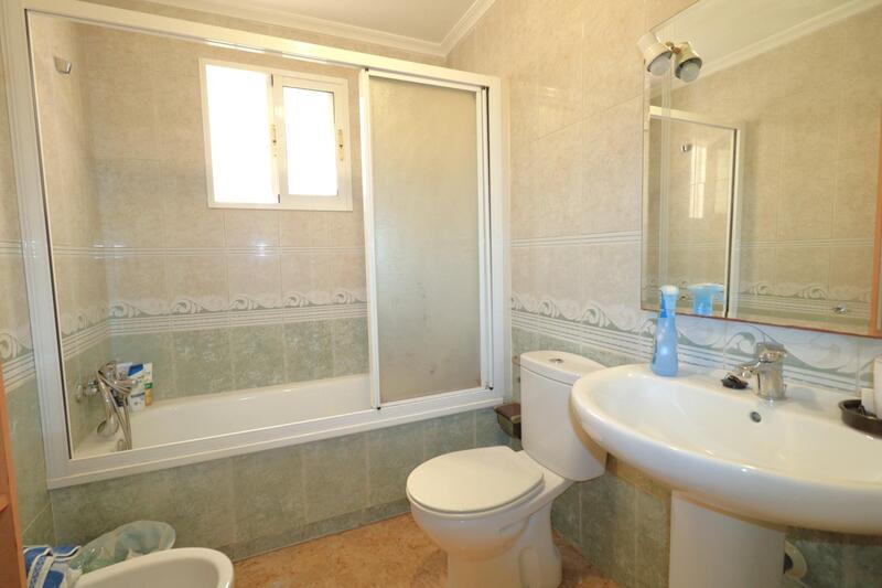 2 slaapkamer Appartement Te koop