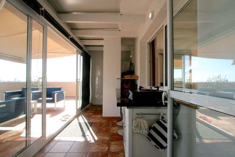 3 bedroom Apartment for sale