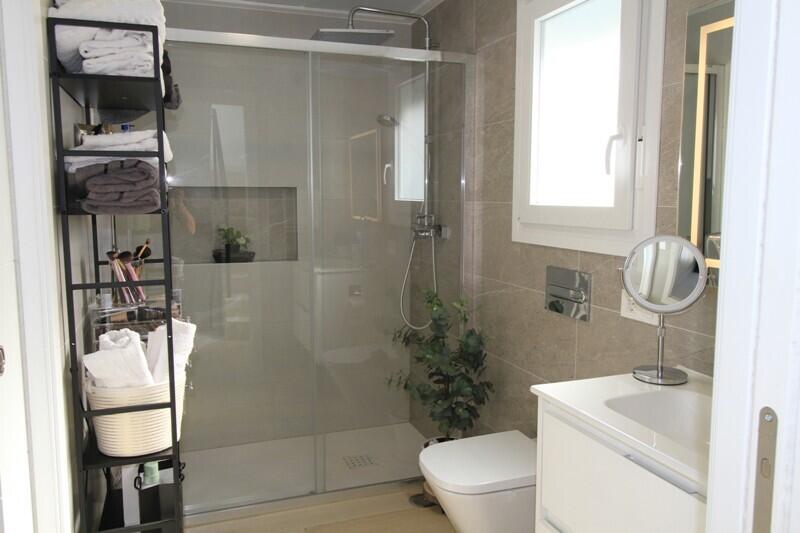 3 bedroom Townhouse for sale