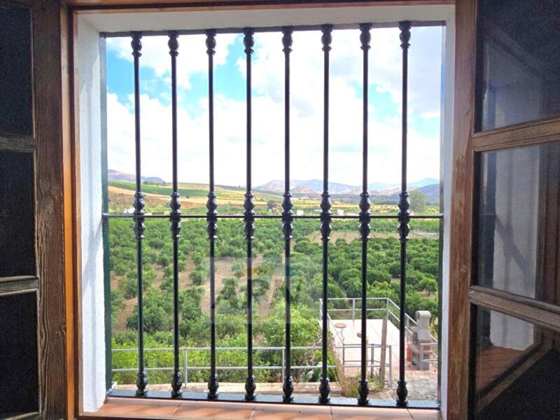 4 bedroom Country House for sale