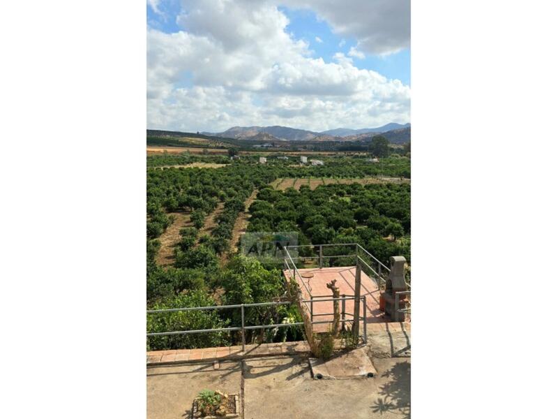 4 bedroom Country House for sale