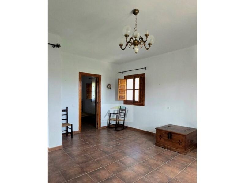 4 bedroom Country House for sale
