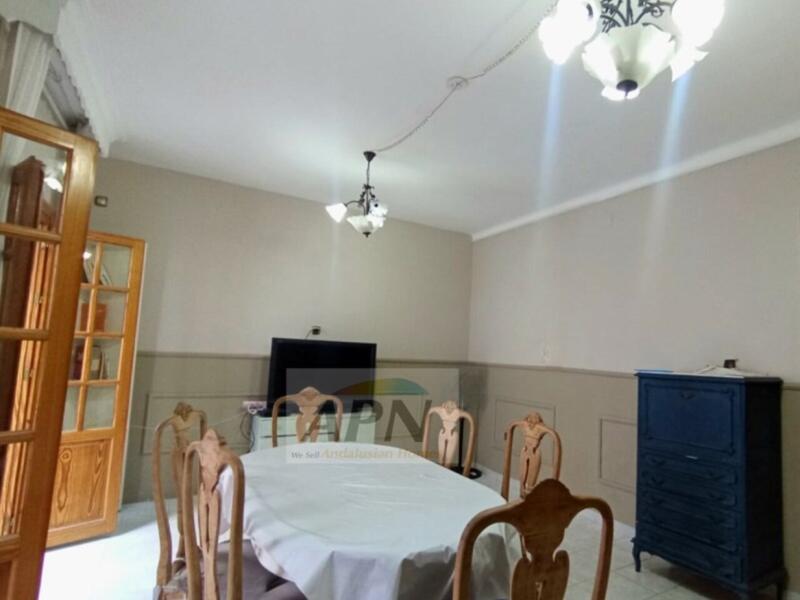 3 bedroom Townhouse for sale
