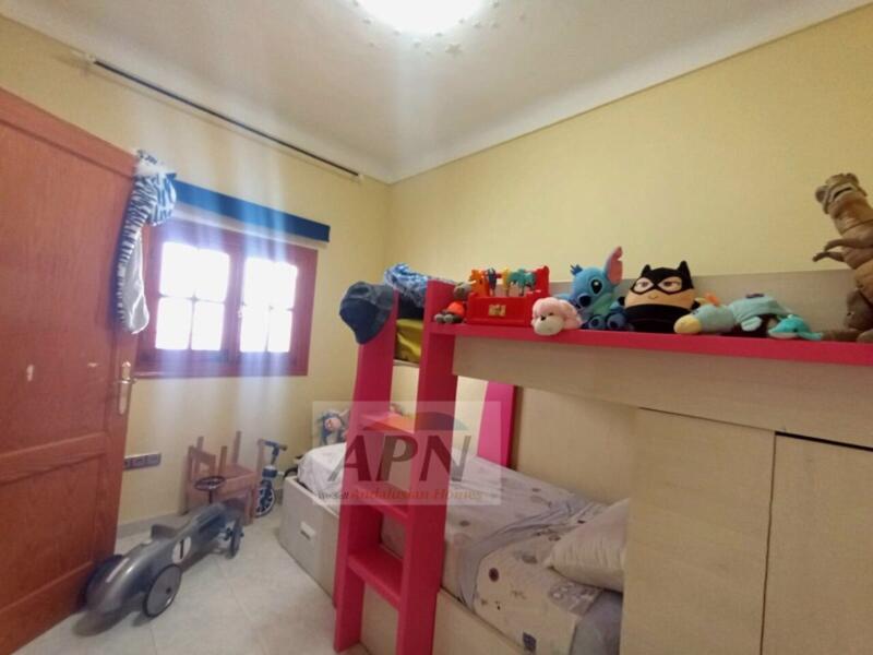 3 bedroom Townhouse for sale