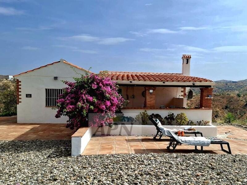 1 bedroom Country House for sale