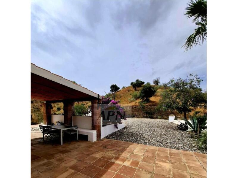 1 bedroom Country House for sale