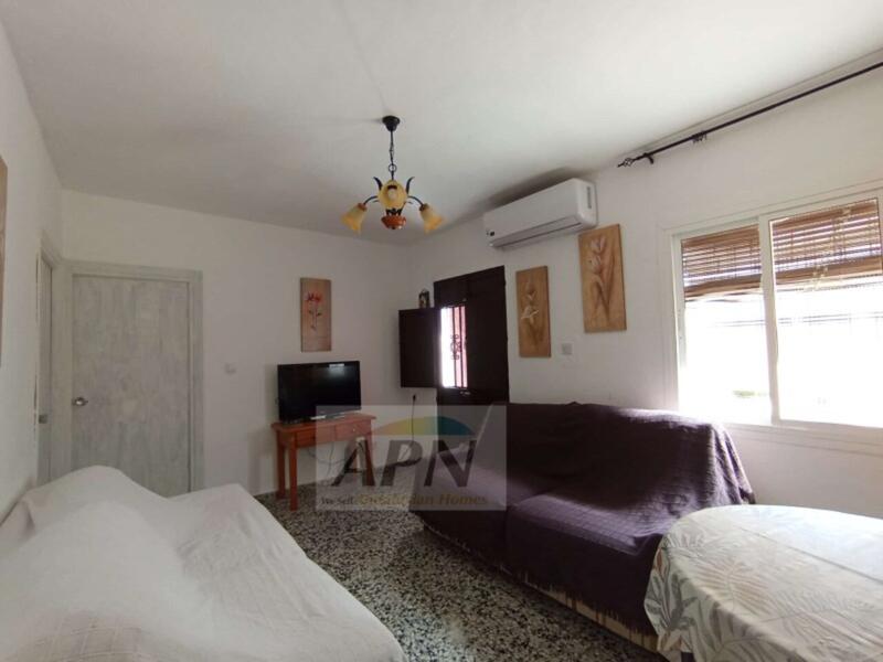3 bedroom Townhouse for sale