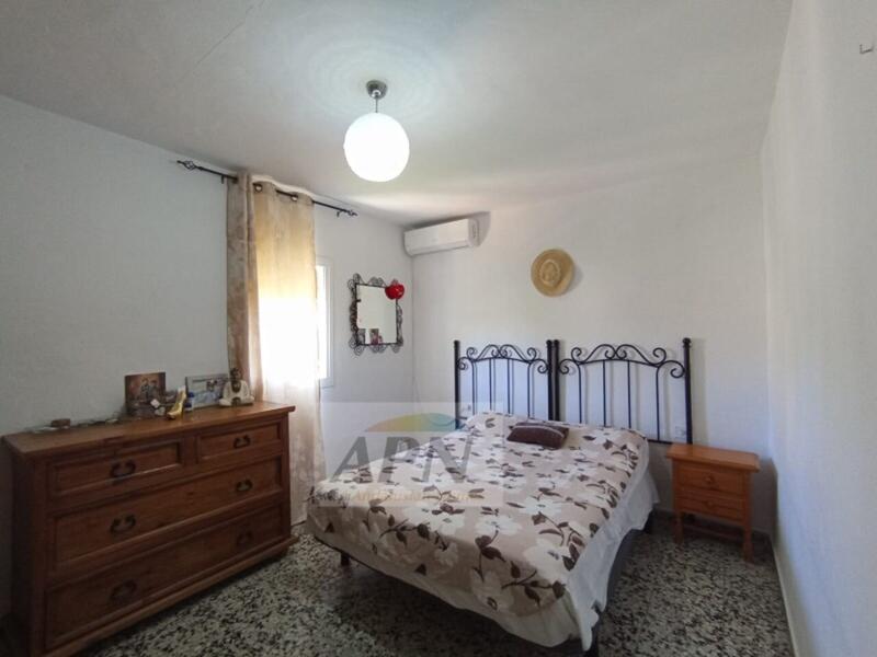3 bedroom Townhouse for sale