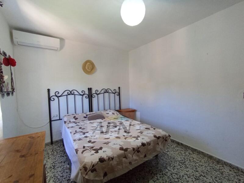 3 bedroom Townhouse for sale