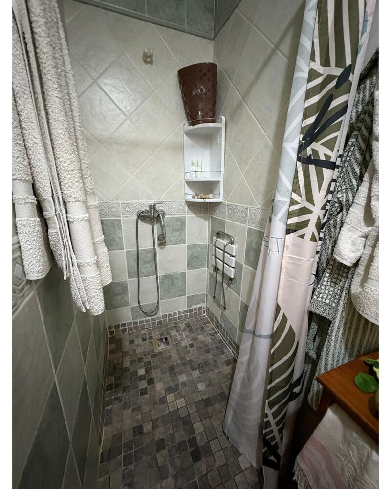 4 bedroom Townhouse for sale