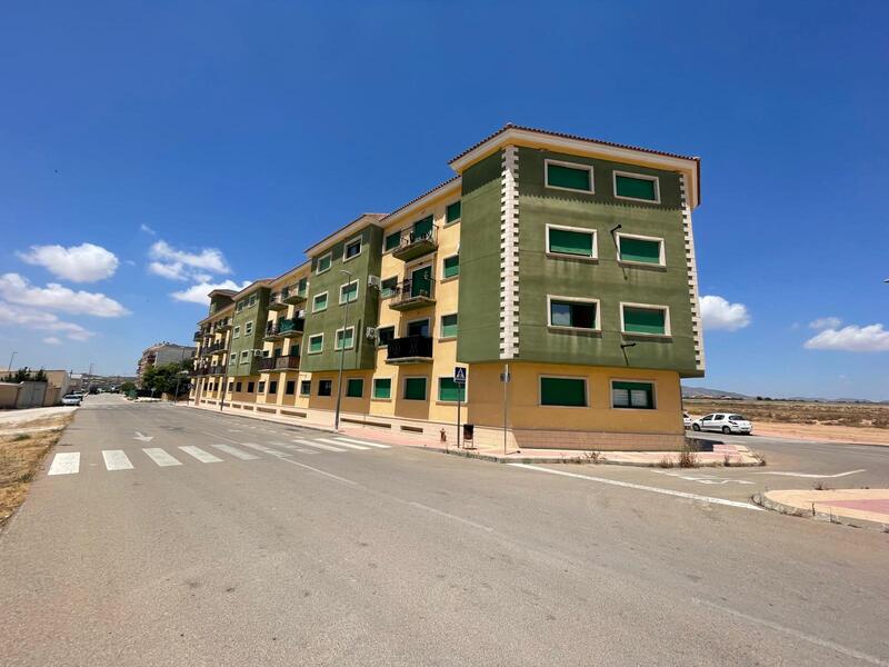 Apartment for sale in Pinoso, Alicante