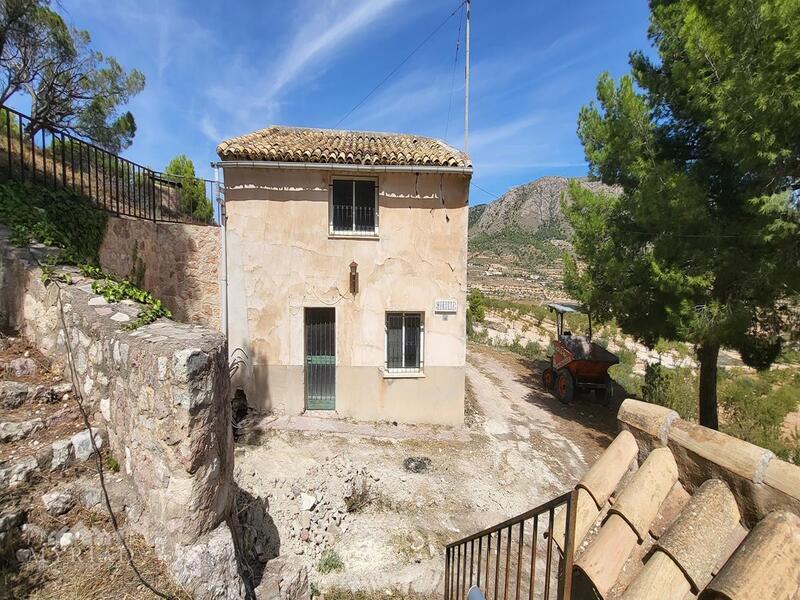 2 bedroom Country House for sale
